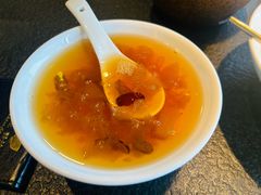 -蝴蝶里·粤菜·点心(滨江龙湖店)