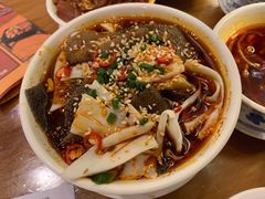 -炉小二铜锅牛蛙•川湘菜(三里屯店)