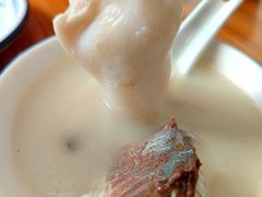 -美顺香食府鱼头老店(雪野湖店)