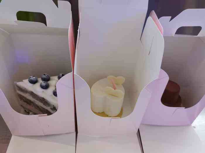 芭比颂61米苏cake-"最初看到这家有试吃,吸引了客户,我也是吃.