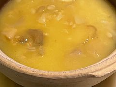 海胆虾仁烩豆腐-弄堂里(西溪龙湖天街店)