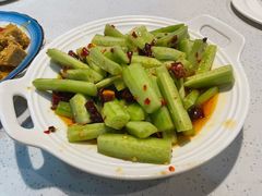 炝拌黄瓜条-郑喜旺烧烤(政通路店)