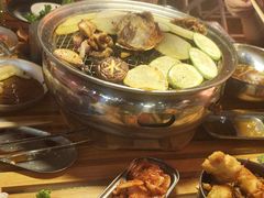 -叽叽扎扎烤肉场(生态城万达店)