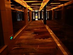 -碧中海汤泉汗蒸酒店