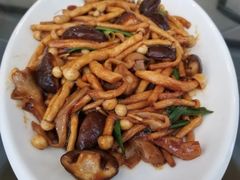 -王府酒店(兴华南街铁西百货店)