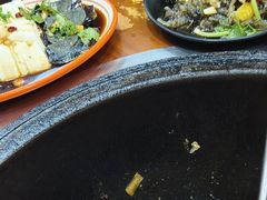 -曹丞相·地锅鸡·地锅鱼(武林店)