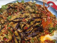 -一口猪海鲜浑锅·东北家常菜