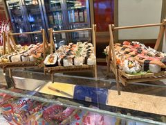 -大中华希尔顿酒店-念自助餐·嗨啤·小龙虾