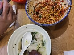 -三好食堂(煎饺·馄饨·肉饼米线·盛世广场店)