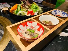 -山川小町·极番烧肉(新地假日广场店)