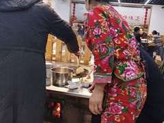 -屯老二农家铁锅炖·行业领军者(梅江店)