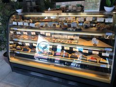 -Cha Café and Bistro