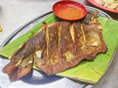 -黄亚华小食店(Jalan Alor)