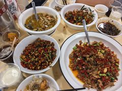 -笨罗卜浏阳菜馆(太平街店)