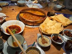 -牛村来人潮汕牛肉火锅(西单店)