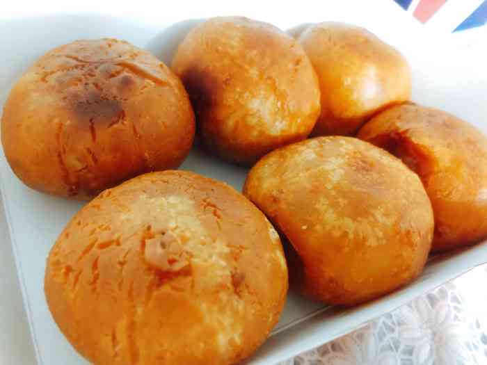 打分    /人 糊涂生煎的玉兰饼,应该是我吃过最好吃的玉兰饼了.