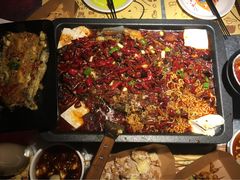 -吞鱼兽麻辣烤鱼(万达店)