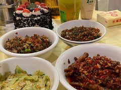 -笨罗卜浏阳菜馆(龙华鹏润达店)