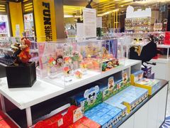 -泡泡玛特POPMART(上海环球港店)