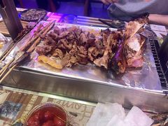 -沪上名羊天下碳烤羊腿•东北烧烤•小龙虾(浦东直营总店)
