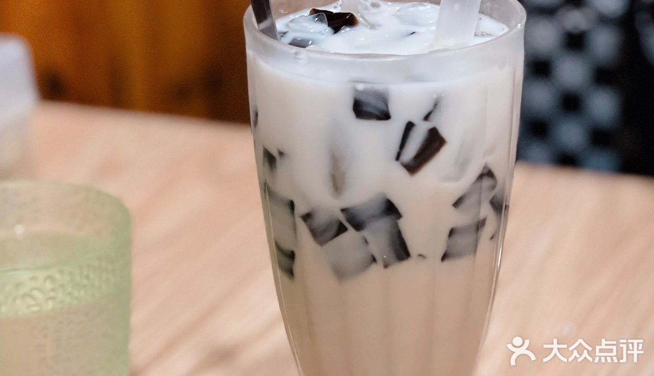 澳门探店｜这里的姜黄饭配沙爹鸡串刷新了我对印尼菜的认知！