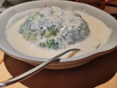 -Lia Cafe Bar Restaurant松山咖啡屋