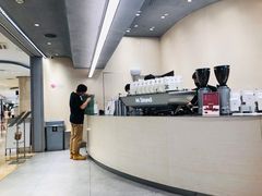 -M Stand(南京新街口金鹰店)