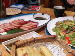 -老滇山寨•云南特色菜•地方菜•民族风情歌舞表演(金碧店)