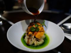 酱麻油海胆拌秋茄-杭州西子湖四季酒店·金沙厅