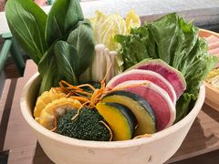 -三出山火锅(南京万象天地店)
