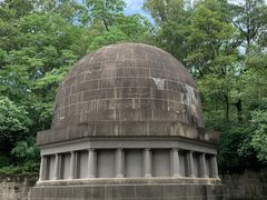 -廖仲恺何香凝墓