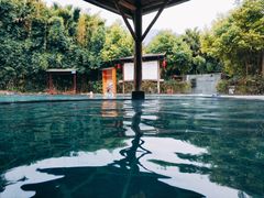 -雅安楠水阁温泉酒店