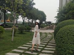 -王府井奥莱临潼小镇(临潼店)