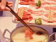 -呷哺呷哺
