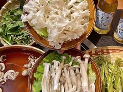 -阿山卓·野生菌火锅·纳西火塘烤肉