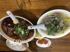 -杨三娘跷脚牛肉(羊子山西路店)