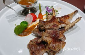 Herb-Crusted Lamb Chops