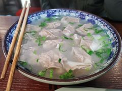 三鲜牛肉馄饨-老新隆牛肉锅贴(新街口店)