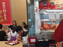 -塔斯汀中国汉堡(白云京溪地铁站店)