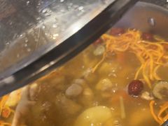 -一席地·本地鸡窝·杭帮鸡火锅(萧山银隆百货店)
