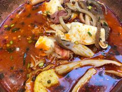 -成都你六姐·牛肉冒菜(上海环宇荟店)