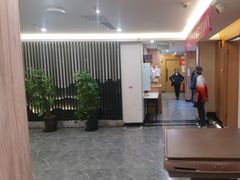 -有红鸡毛店·川菜(建设路店)