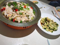 -小鱼小牛(世欧广场店)