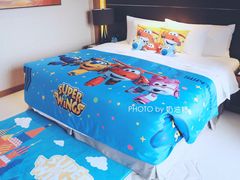 -上海滴水湖皇冠假日酒店