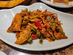 麻辣牛舌-猪啊牛呀羊啊铜盘烤肉(正大广场店)