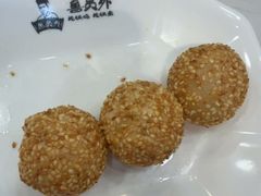 -鲁员外地锅鸡地锅鱼(古墩路店)