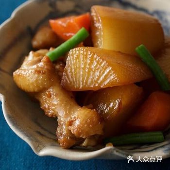 柔軟多汁簡易料理：甜辣蘿蔔燜雞翅