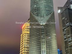 -陆家嘴空中步行连廊