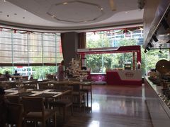 -威珀斯酒店·珀萃美食餐厅 | 海鲜刺身·现烤生蚝·特色烤肉