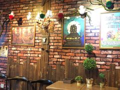 -MAX伯爵趣味互动密室逃脱(大坪D馆店)